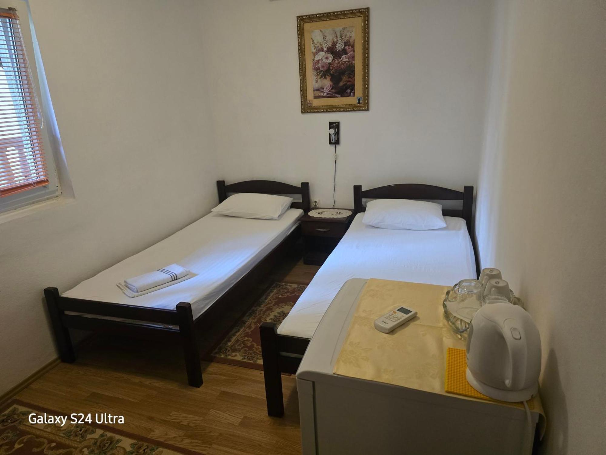 Guesthouse Djacic بودفا الغرفة الصورة